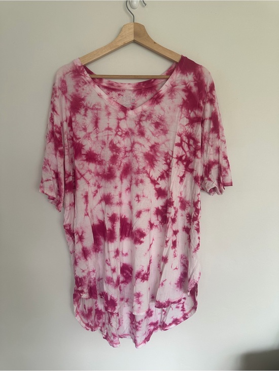 Time and Tru Tops - Time and Tru Pink Tie Dye V-Neck Tunic Top XXL